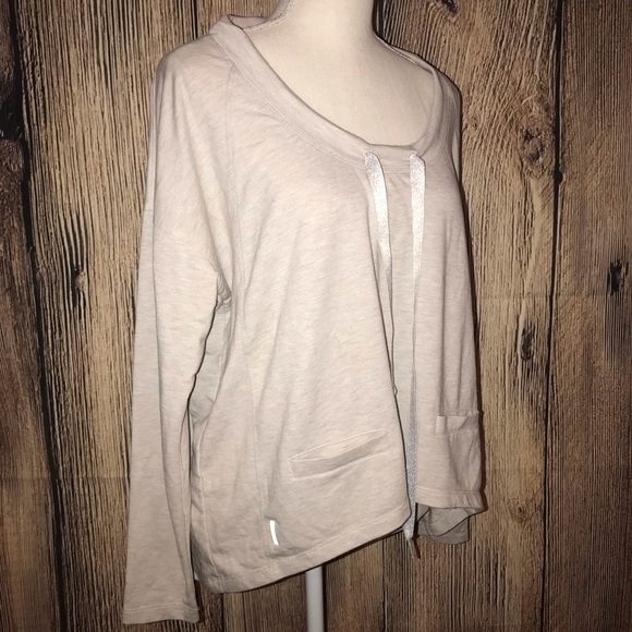 Lole scoop neck grey long sleeved top XS - Picture 3 of 6
